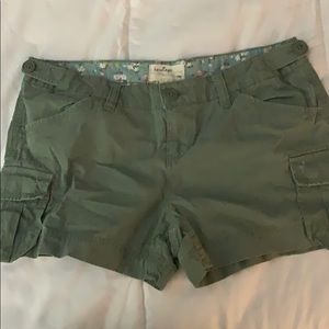 Heritage Shorts Size 9